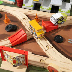 Autodráha se stolem KidKraft Cars 3 Závodní okruh Florida